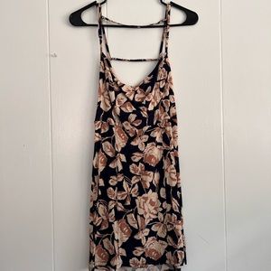 Free People printed mini dress! Stretchy size S